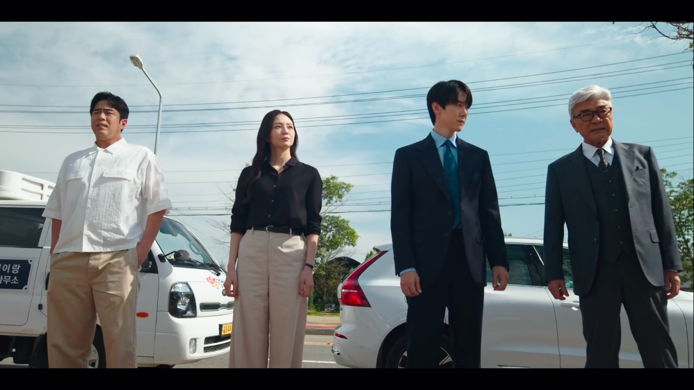 Elderly ghost's touching resolution