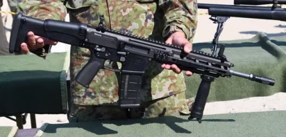 Japanese Ground Self-Defense Force showcasing the Type 20 rifle.