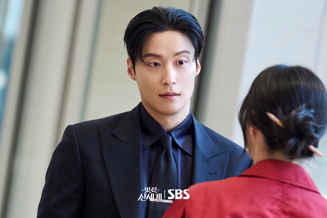 Tense moments between Shin Seo Ri and Cha Se Gye