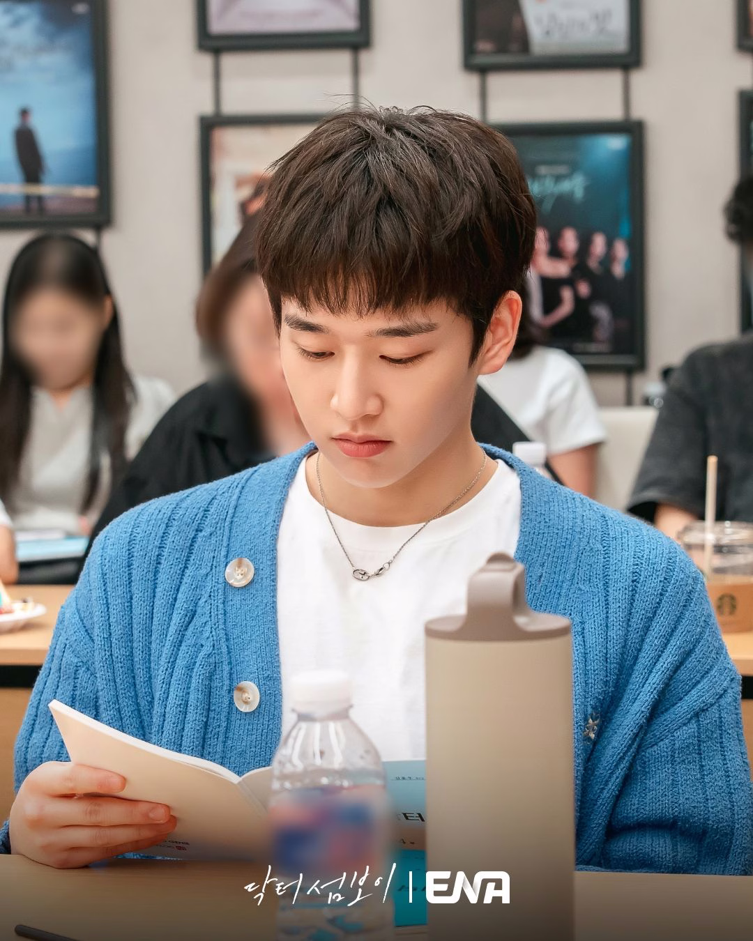 Kim Yoon Woo as Yong Ju Cheon