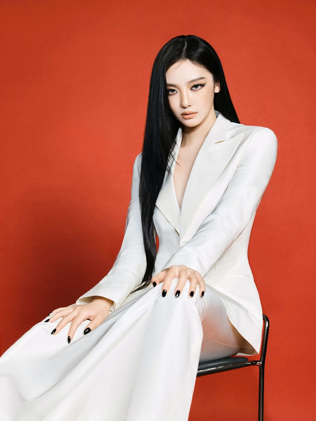 Ningning in a vibrant Gucci ensemble