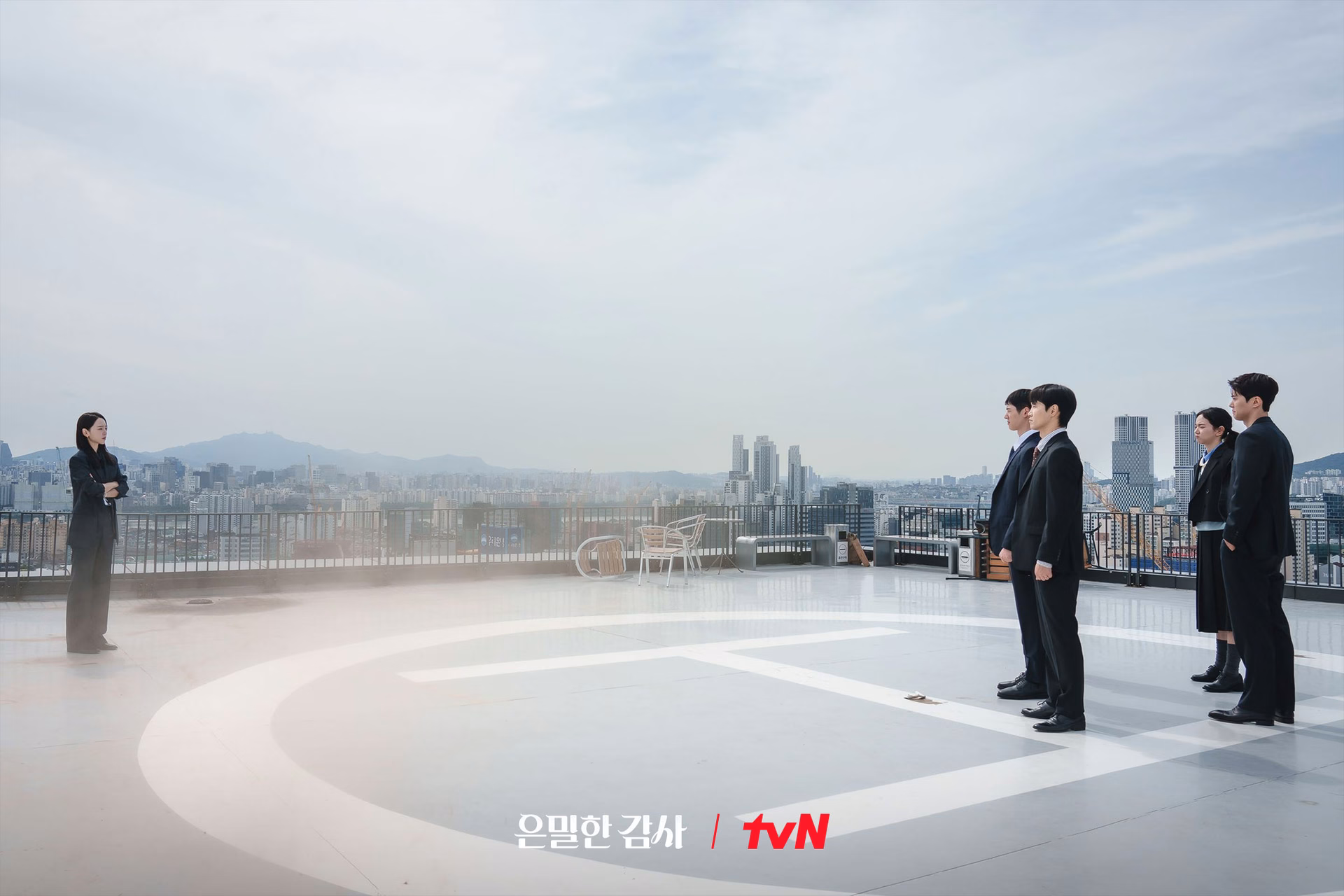 Tension rises on the roof in "Filing for Love"