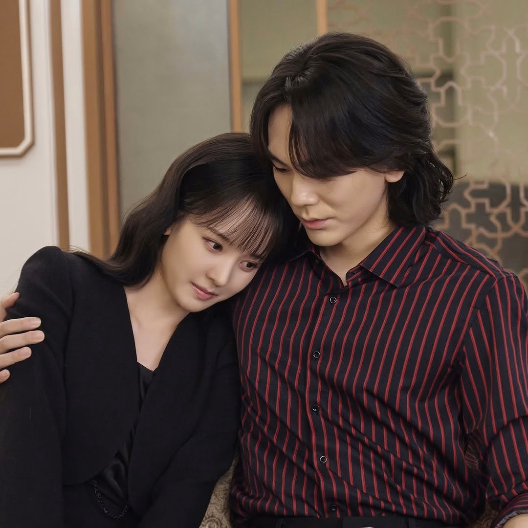 Baek Seo Ra and Jung E Chan