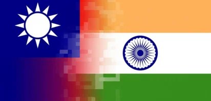 US Warships in Taiwan Strait