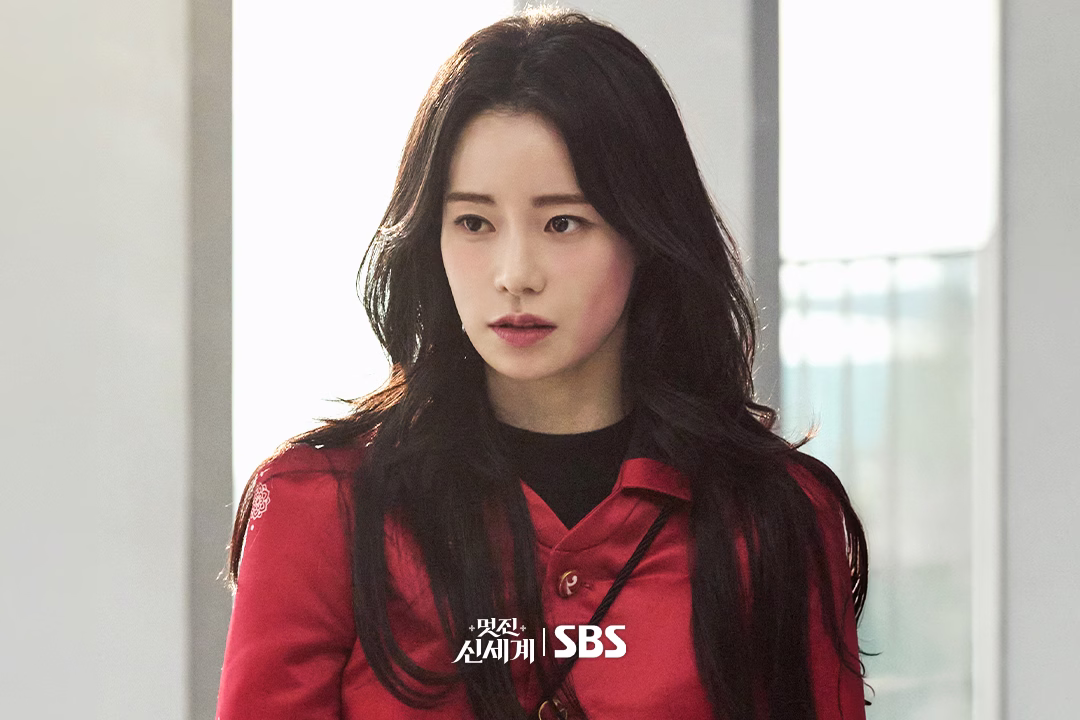 Lee Se Hee as Yoon Ji Hyo