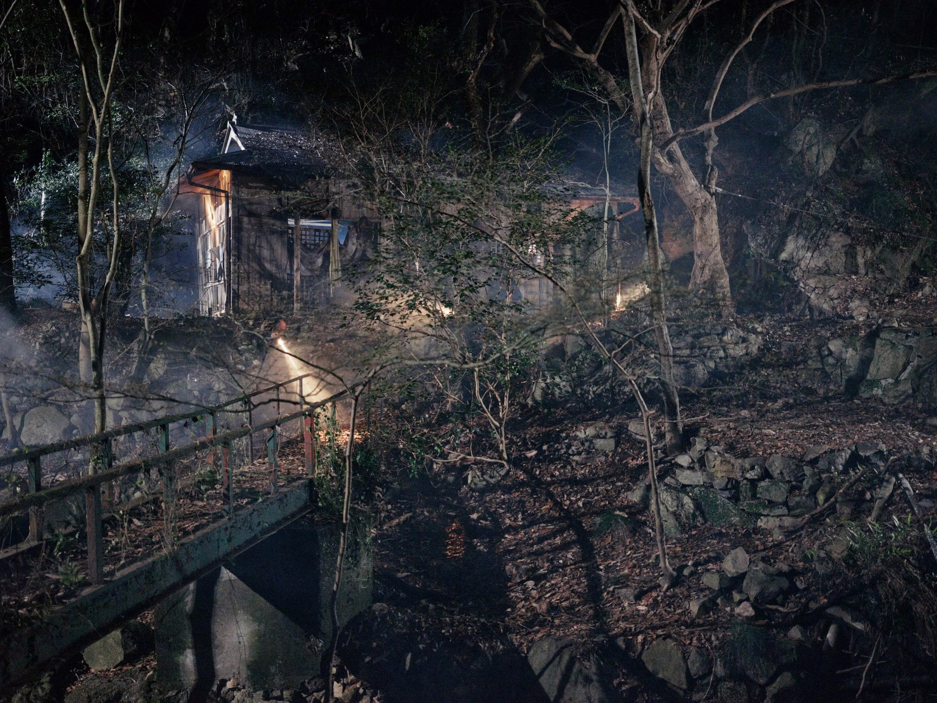 Kim and Gong in a tense scene