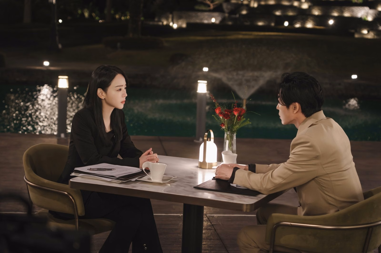 Shin Hae Sun and Kim Jae Wook on Jeju Island