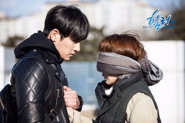 Healer combines thrilling action with heartfelt romance.