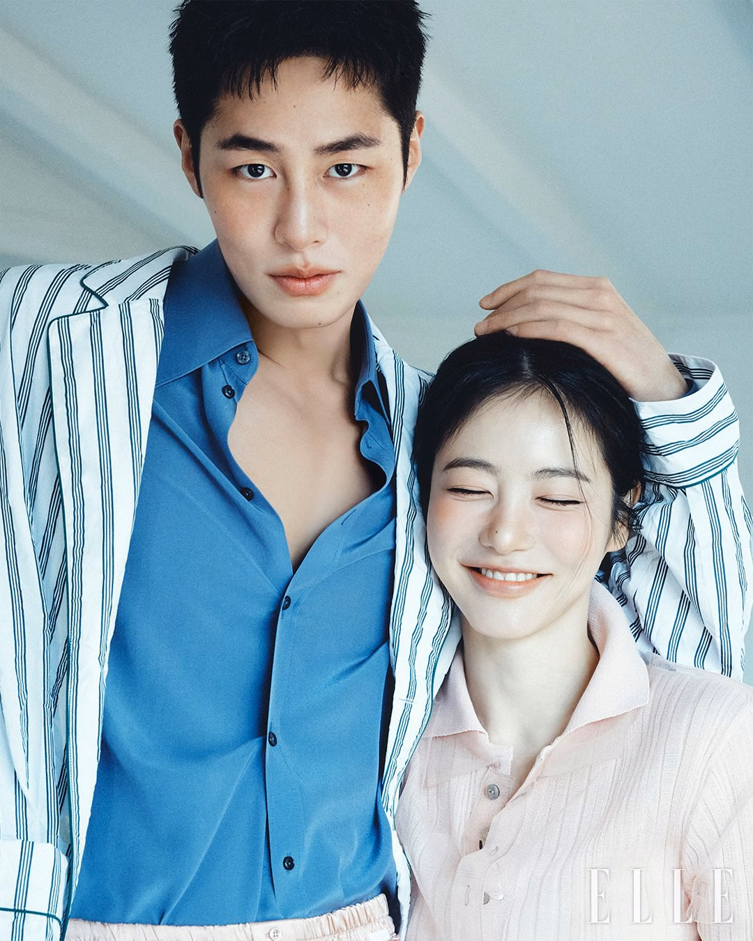 Lee Jae Wook & Shin Ye Eun on set