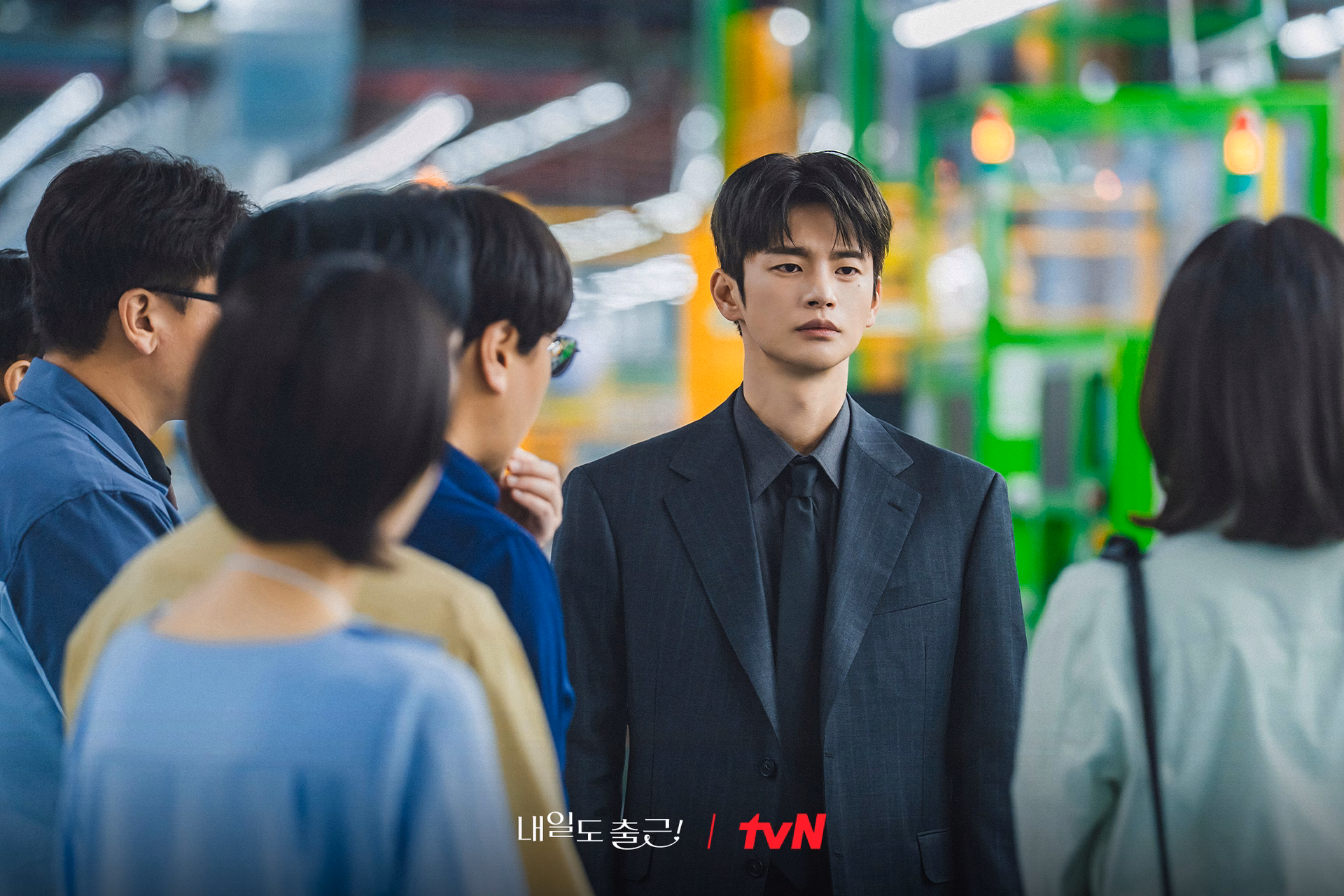 Seo In Guk and Park Ji Hyun in character