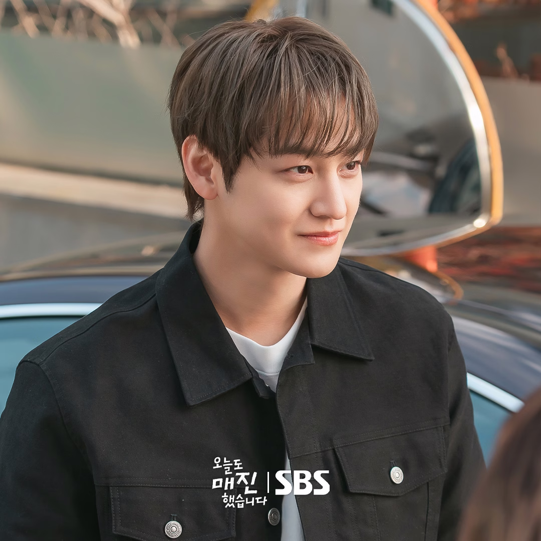 Kim Bum as Seo Eric