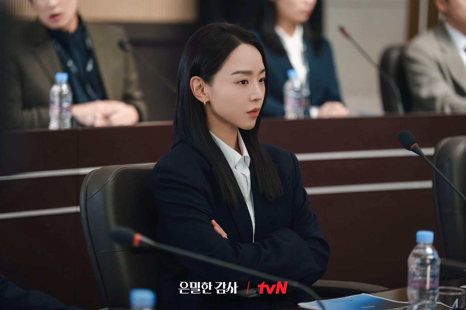 Shin Hae Sun as Joo In Ah