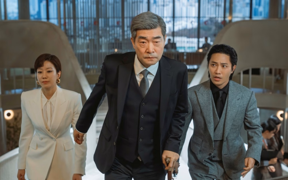 Son Hyun Joo as Kang Yong Ho in Reborn Rookie