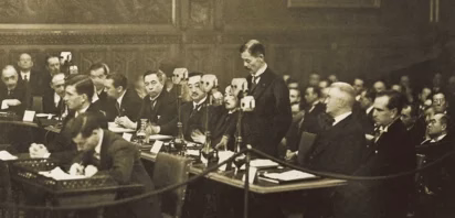 Reijiro Wakatsuki giving a speech at the London Naval Conference