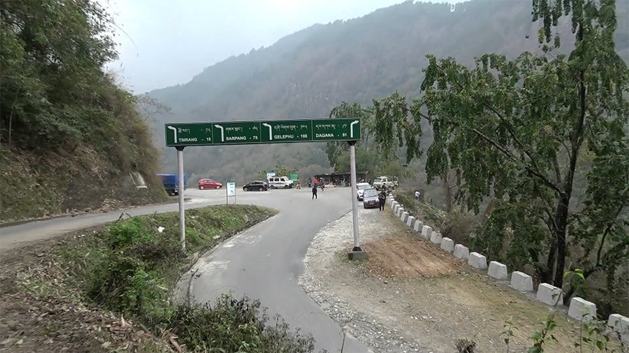 Vendors selling produce at Sunkosh junction