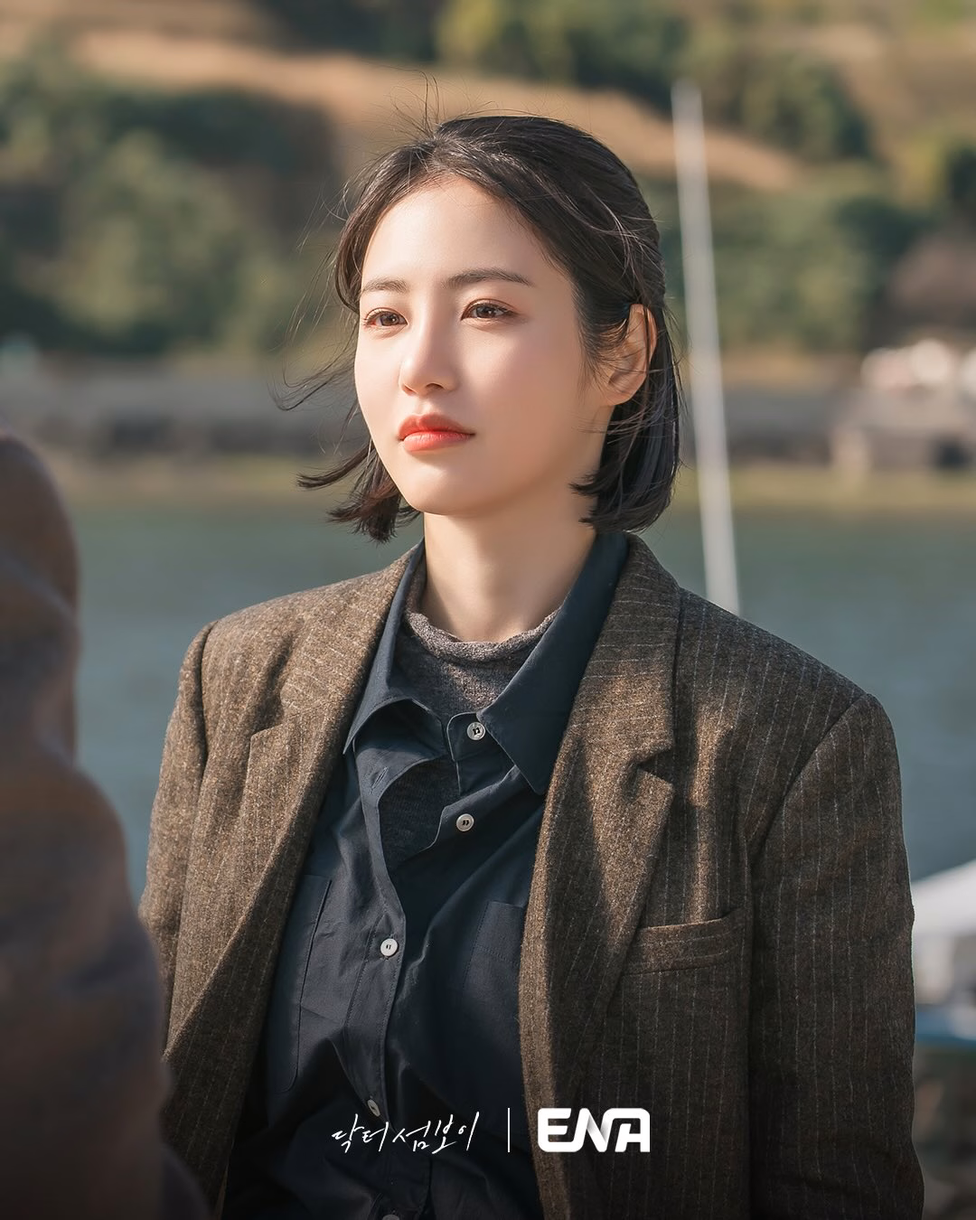 Shin Ye Eun as Yook Ha Ri in Doctor On The Edge
