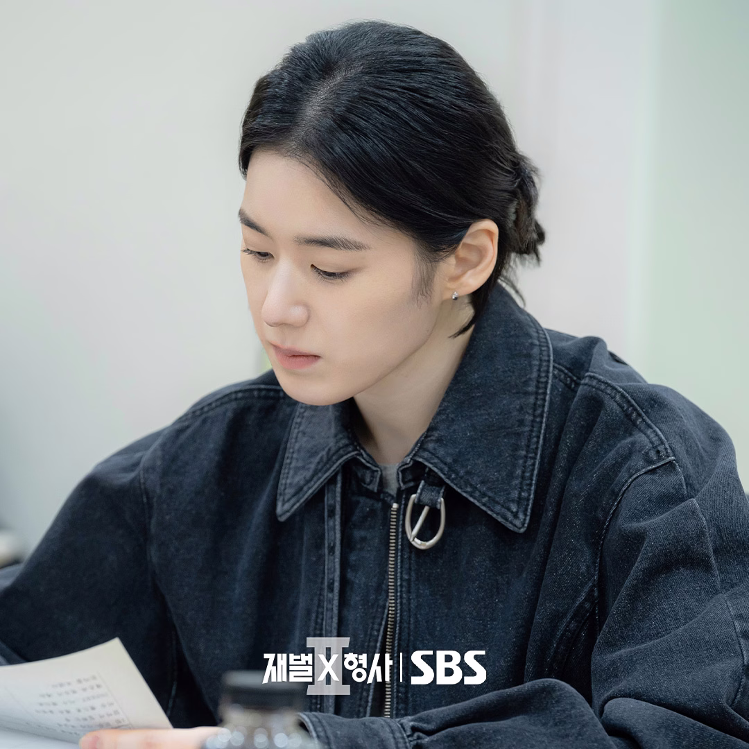 The ensemble cast at the script reading