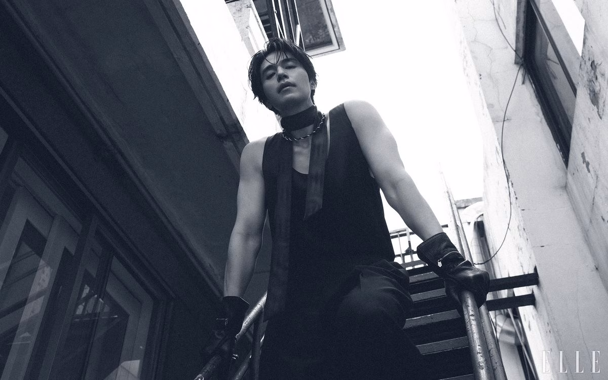 Lee Dong Wook in Character