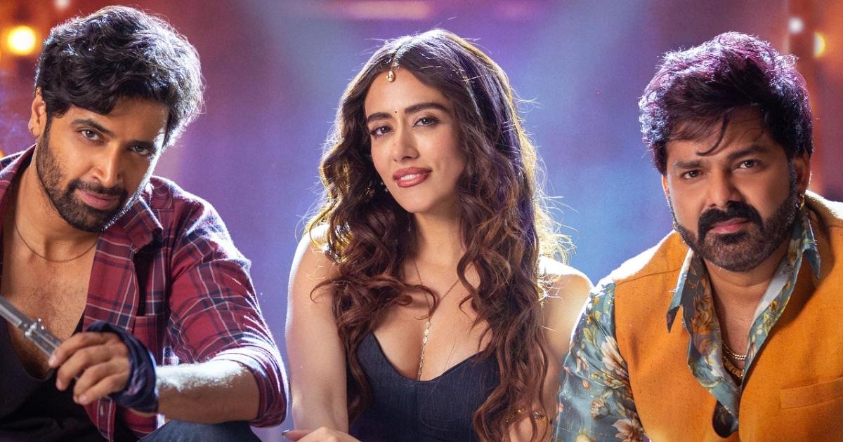 Kanye West performing live