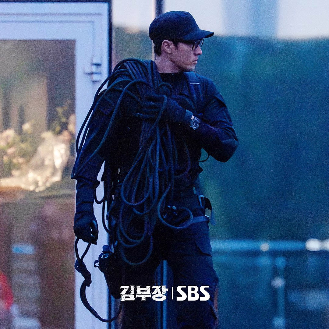 So Ji Sub in action
