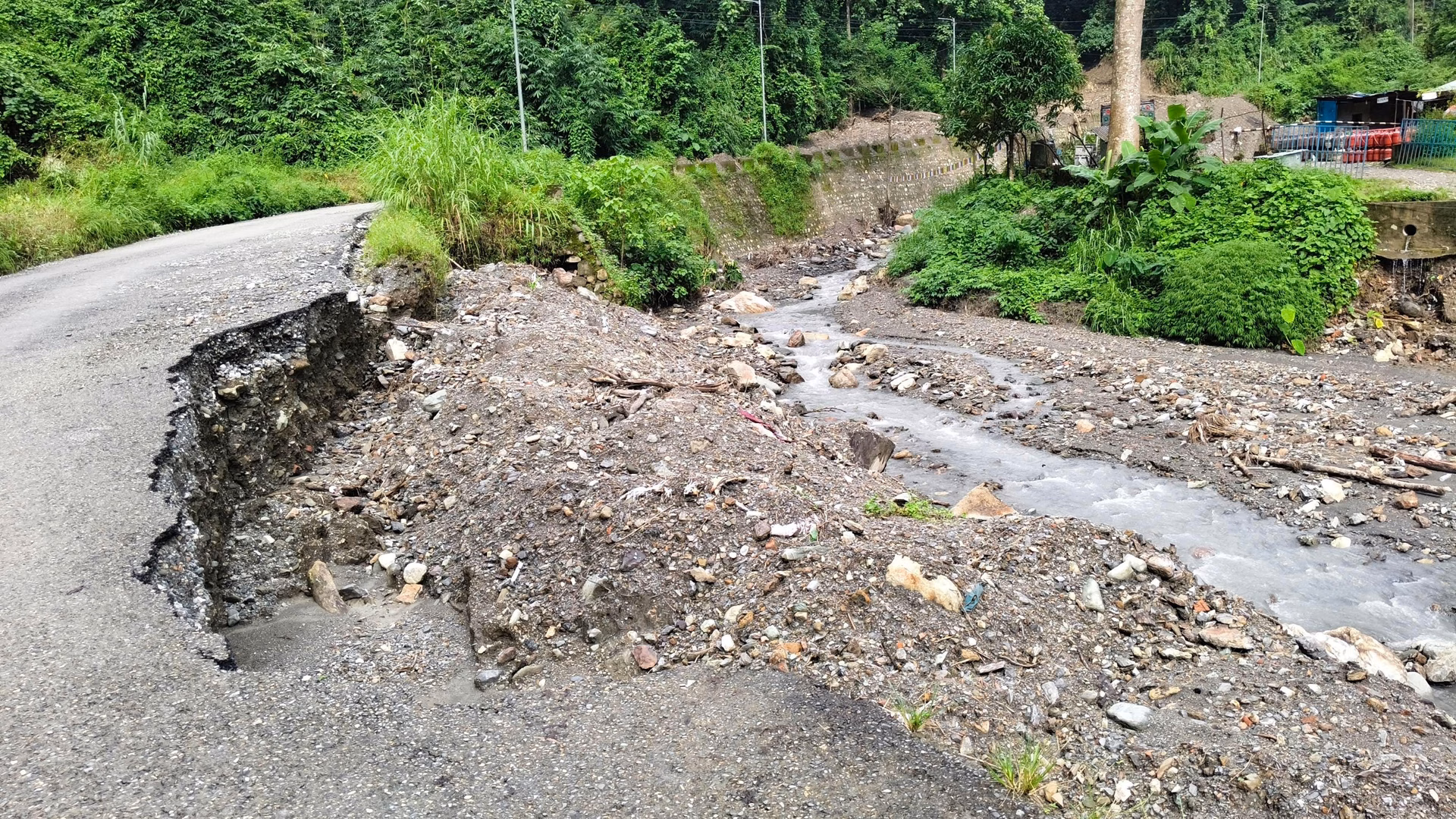 Rinchending bypass under construction