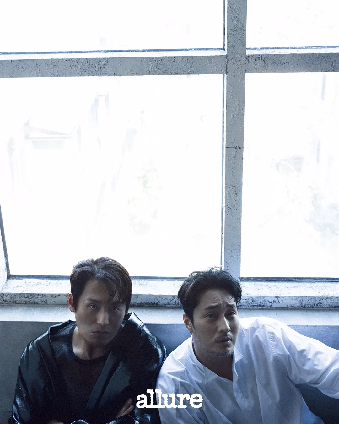 Choi Dae Hoon and So Ji Sub sharing a moment