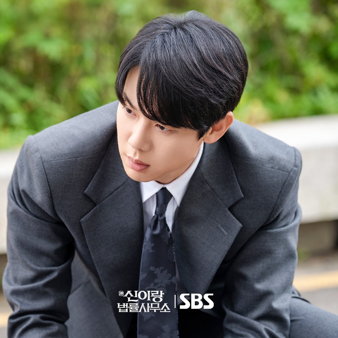 Han Na Hyun's new role as an independent lawyer