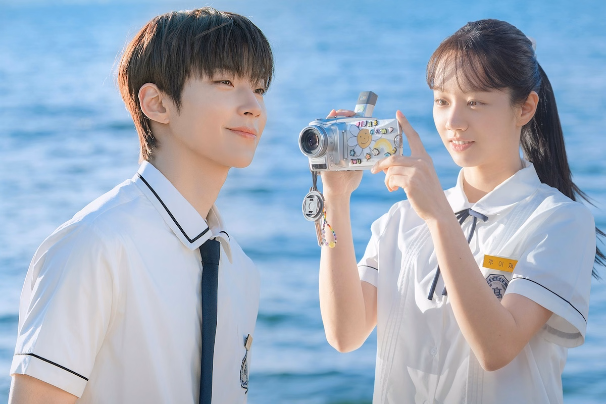 Hwang In Youp and Hyeri in Dream to You romantic reunion scene