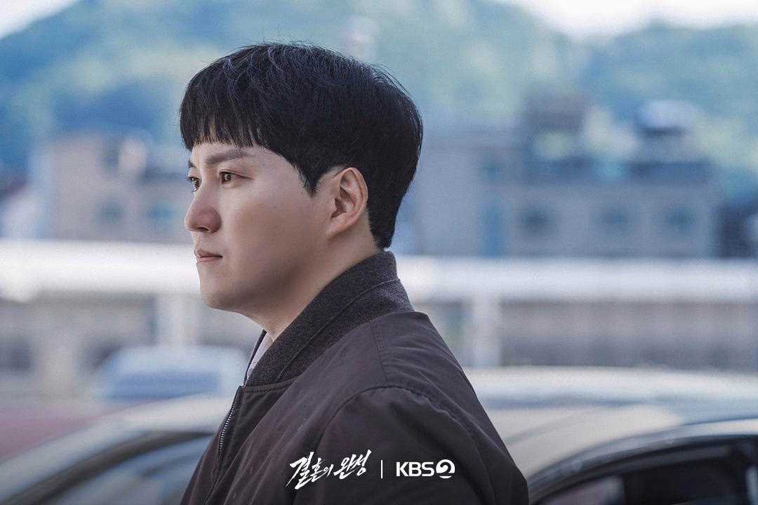 Kim Dae Myeung as the antagonist