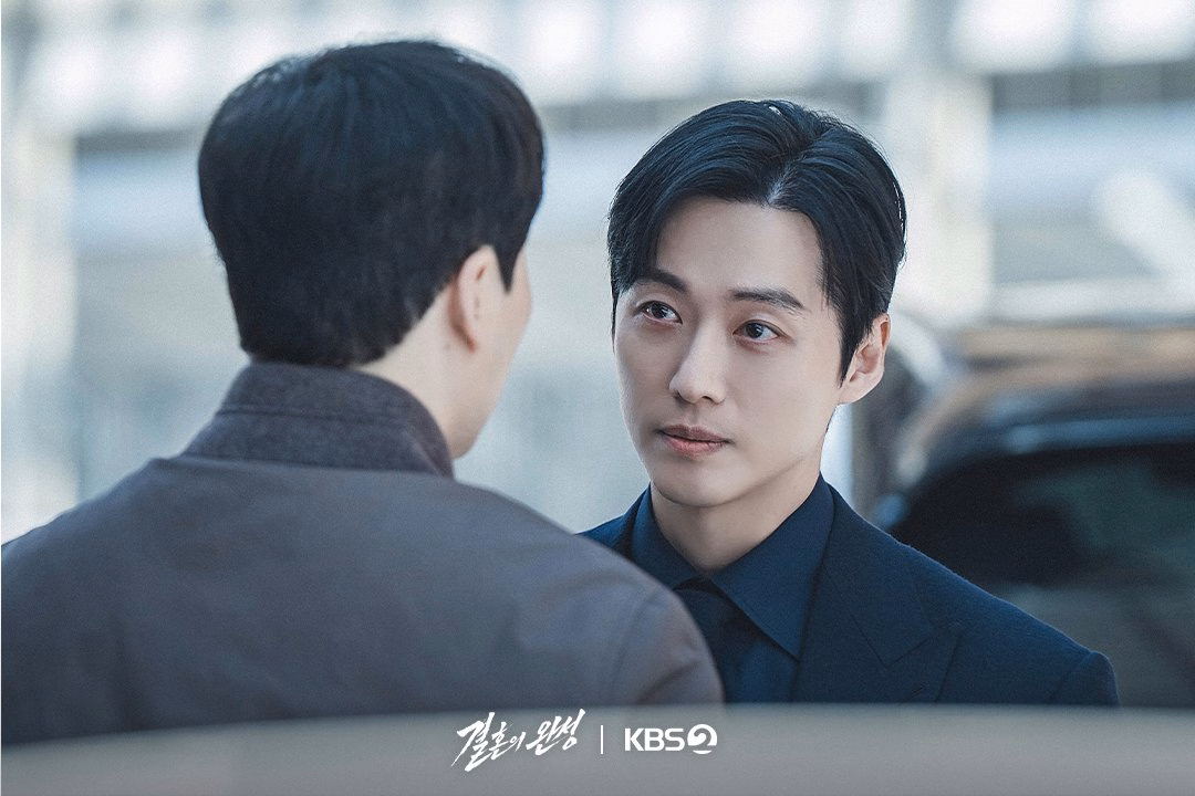 Namkoong Min in intense dramatic scene