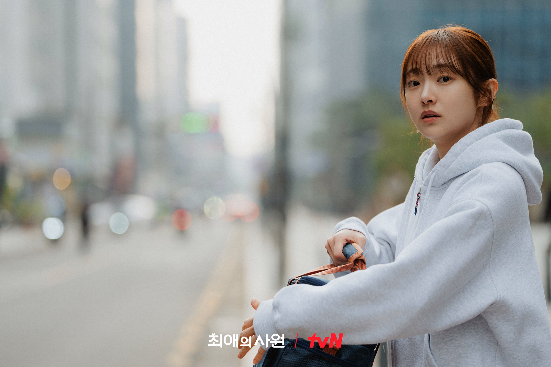 Nam Da Reum demonstrates her dedication during the fashion show crisis