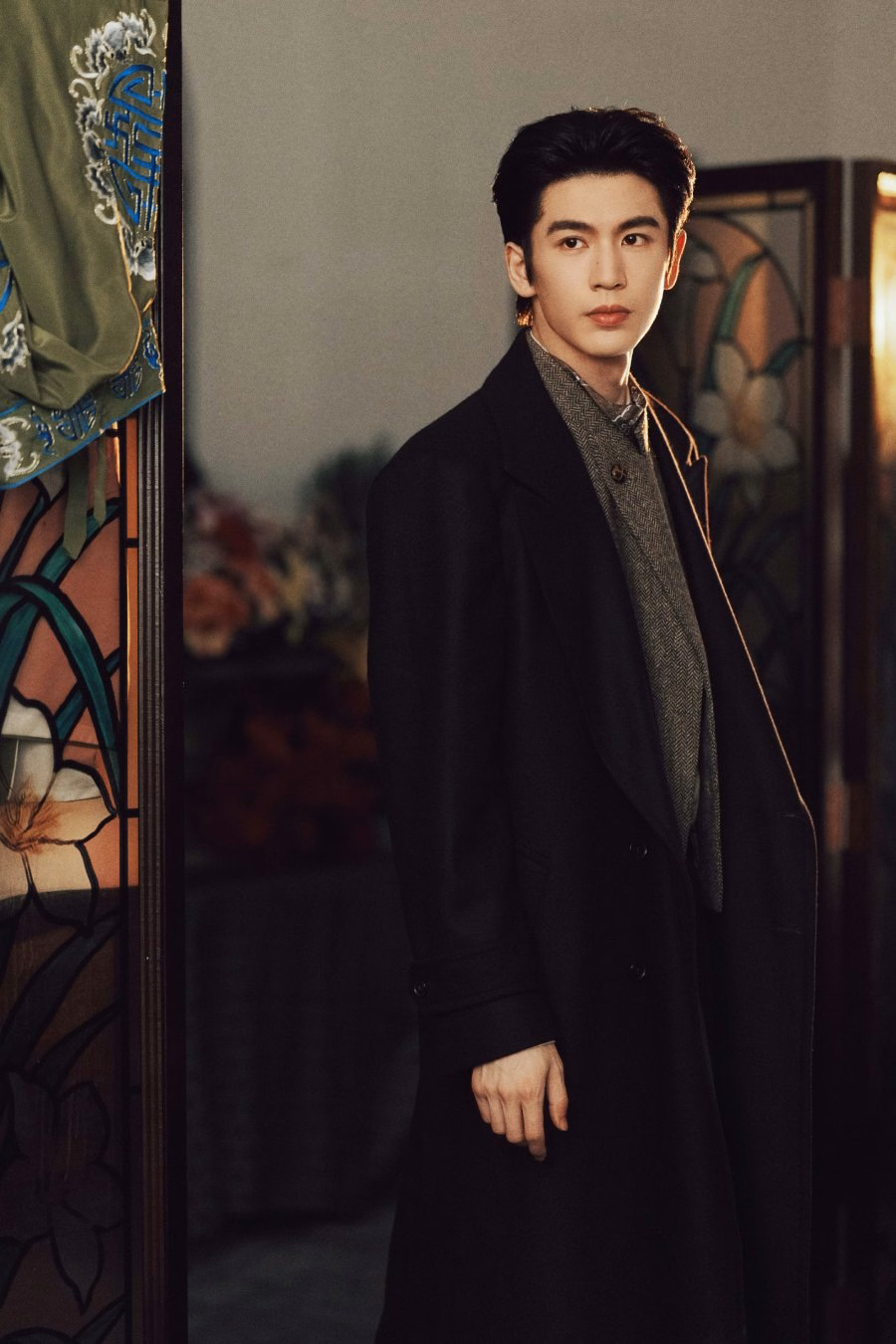 Murong Qing Yi navigating family politics