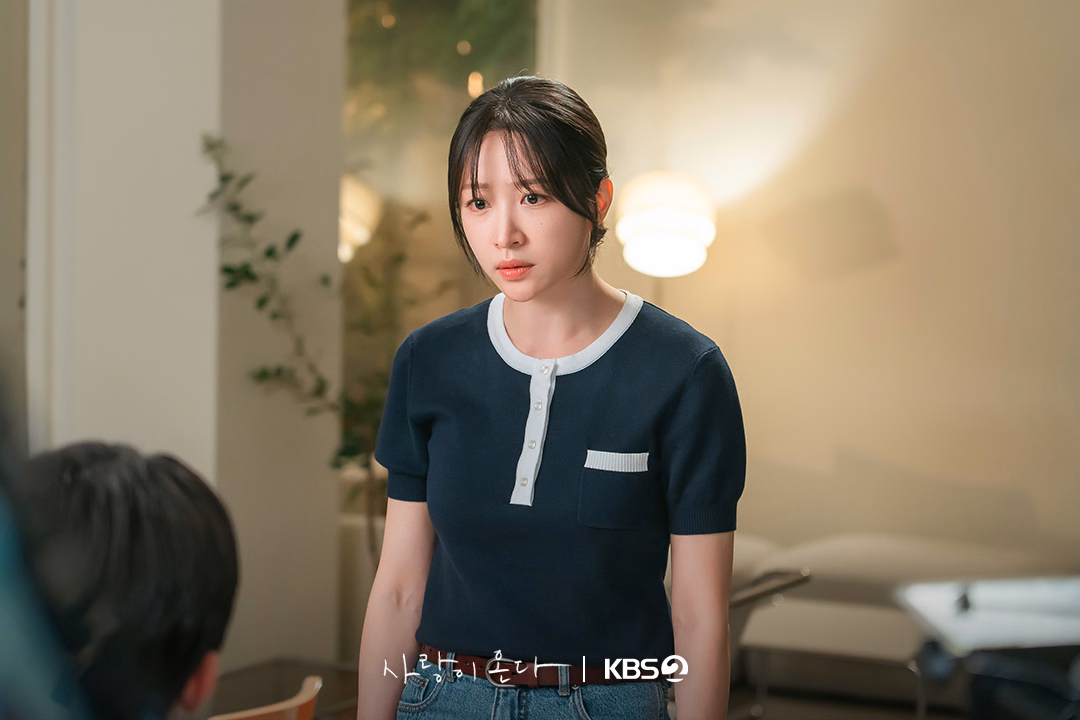 Hani as Han Gyu Rim with her character's emotional journey