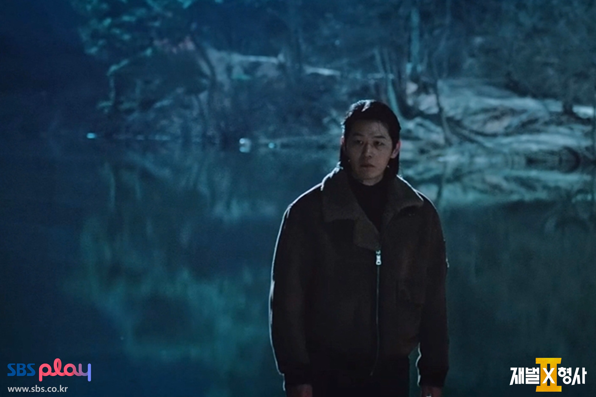 Lee Hak Joo delivers an intense performance in Flex x Cop 2