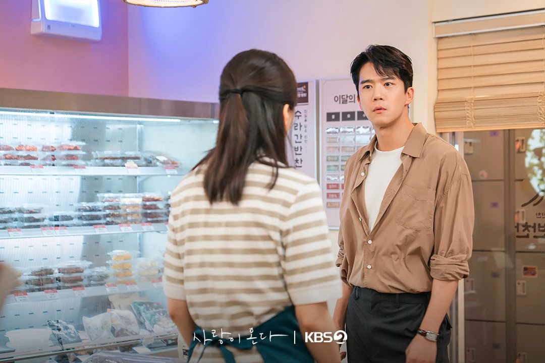 Ha Seok Jin as Kim Moo Jin in Love On The Menu