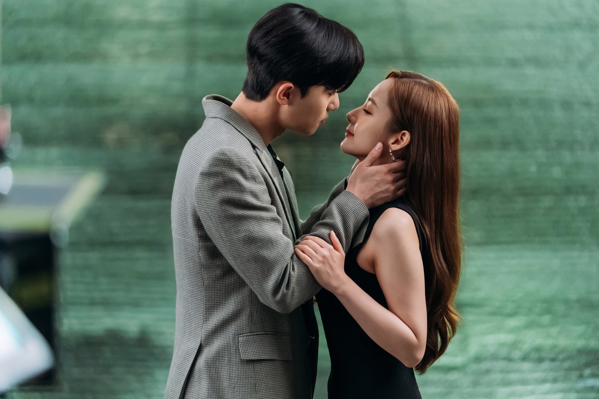 Park Seo Joon and Park Min Young in What's Wrong With Secretary Kim showcase incredible chemistry