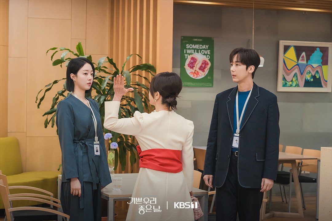 A moment of contemplation amidst the chaos