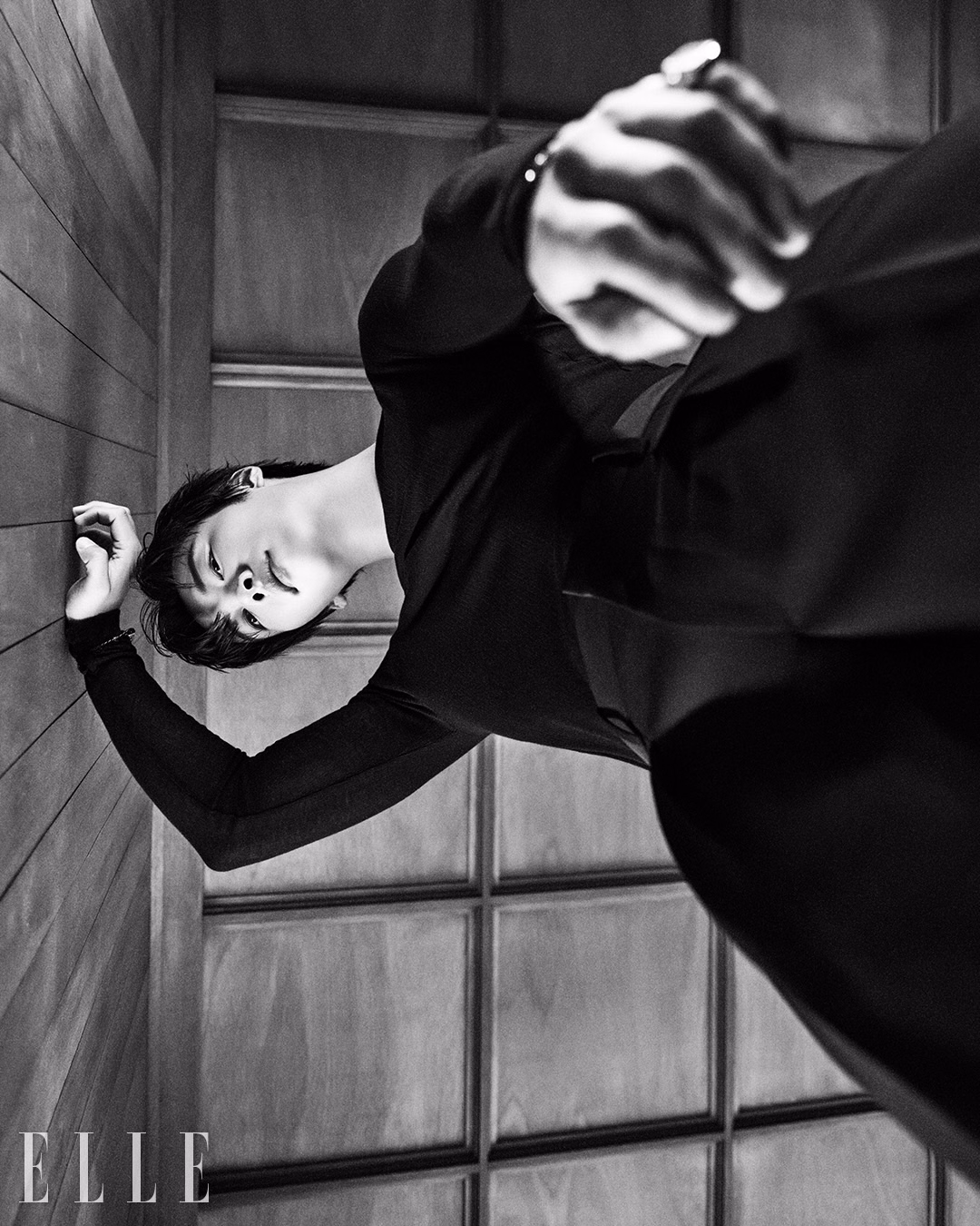 Jung Woo Sung's character undergoes significant transformation