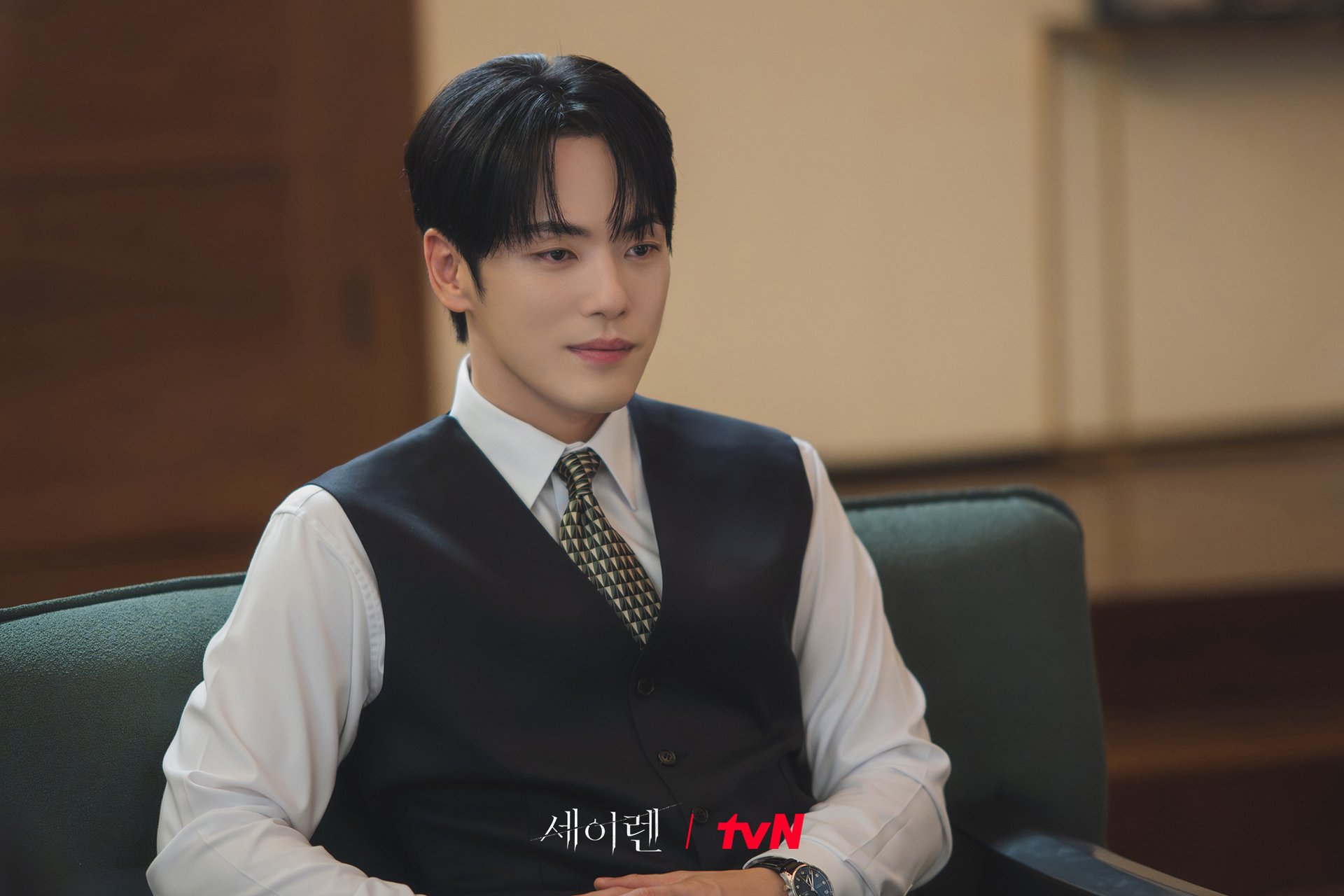 Tense moments in 'Siren's Kiss'