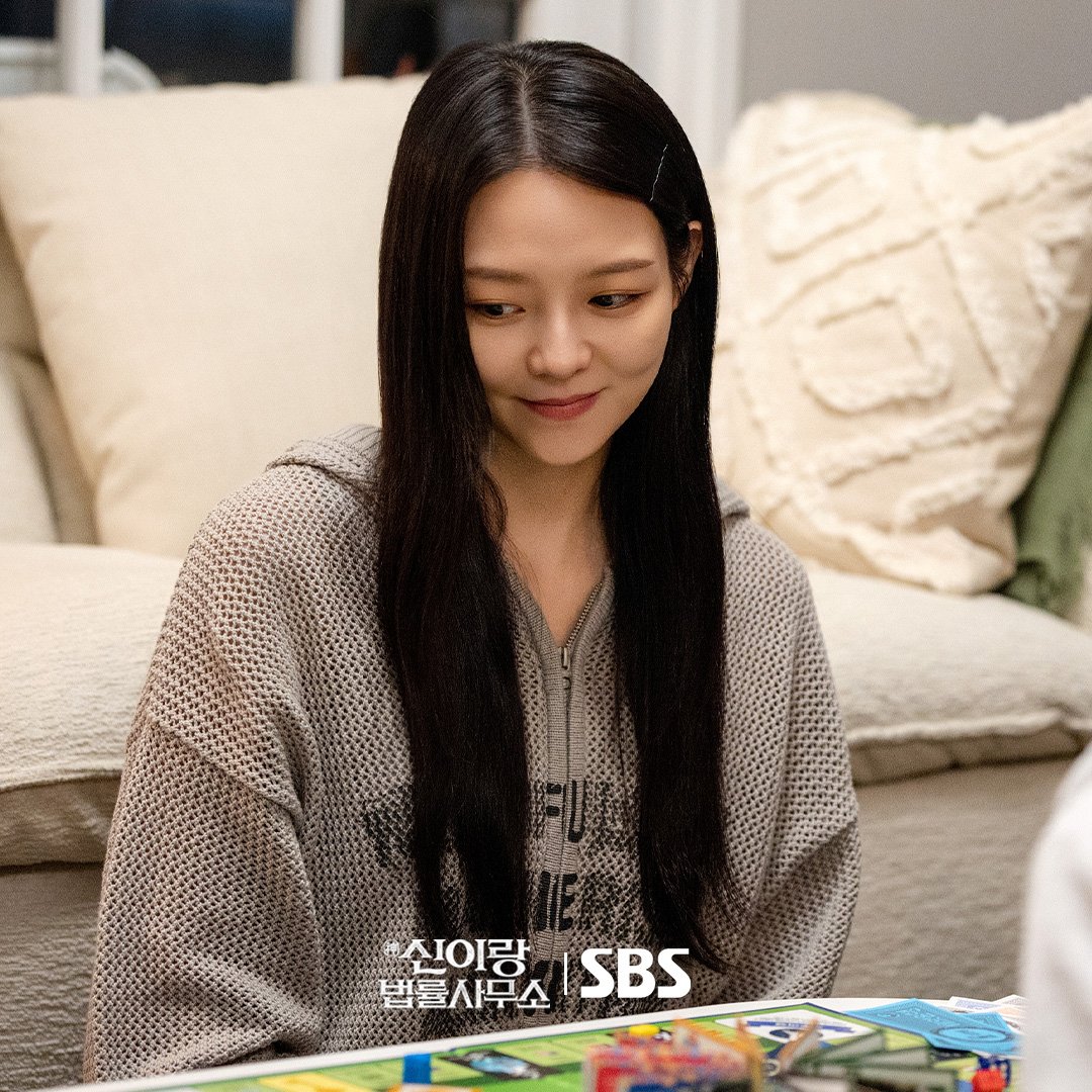 Shin I Rang and Han Na Hyun