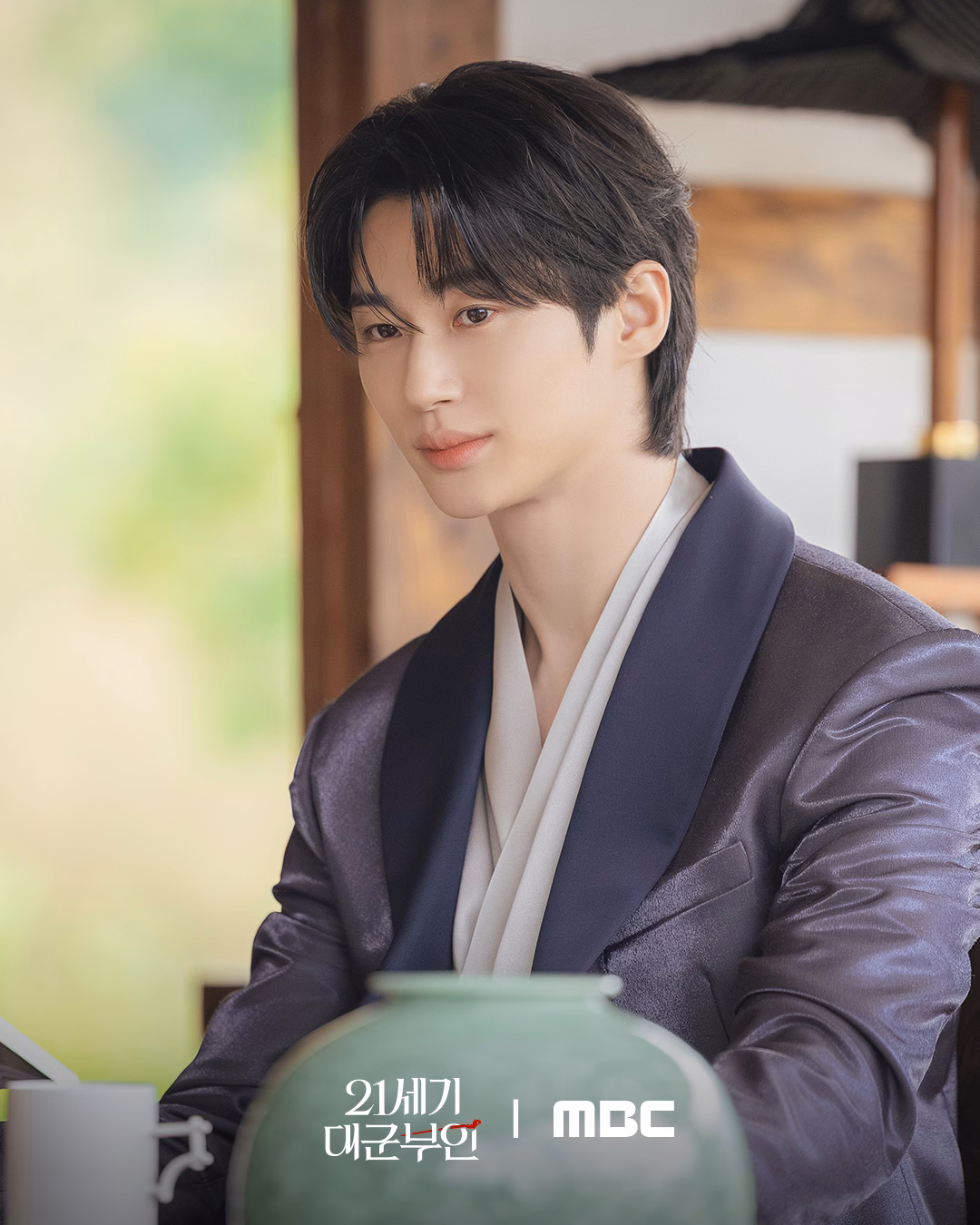 A tense moment between the leads