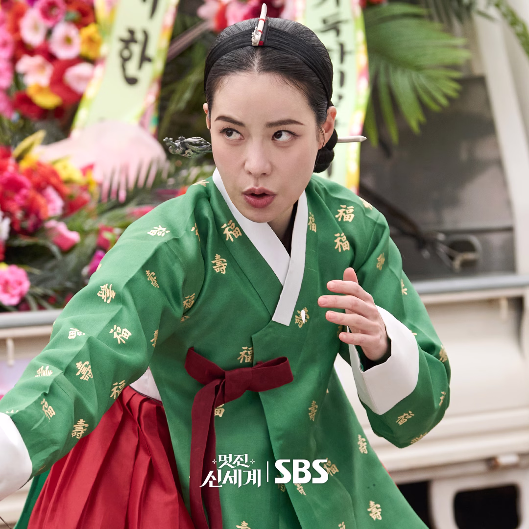 Lim Ji Yeon as Shin Seo Ri